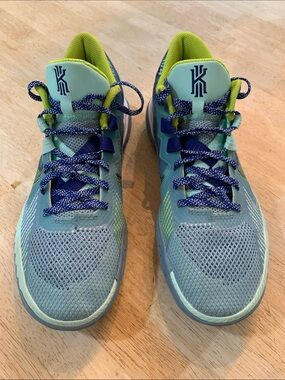 Nike Sneakers - Light Blue & Lime Accent Men’s Size 7.5